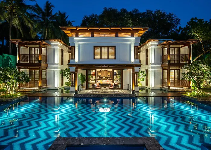 Azara Beach House - 5 Bhk Designer Villa, Candolim Beach