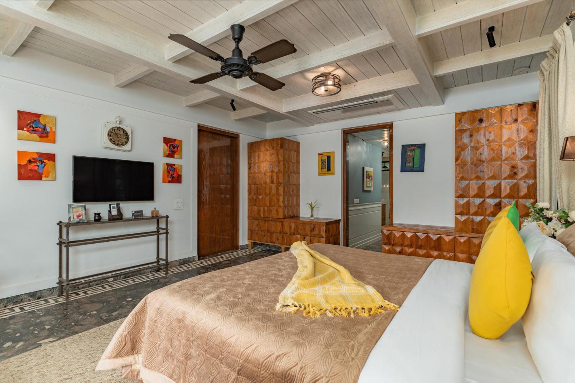 Azara House - 5 Bhk Designer Villa, Villa Candolim