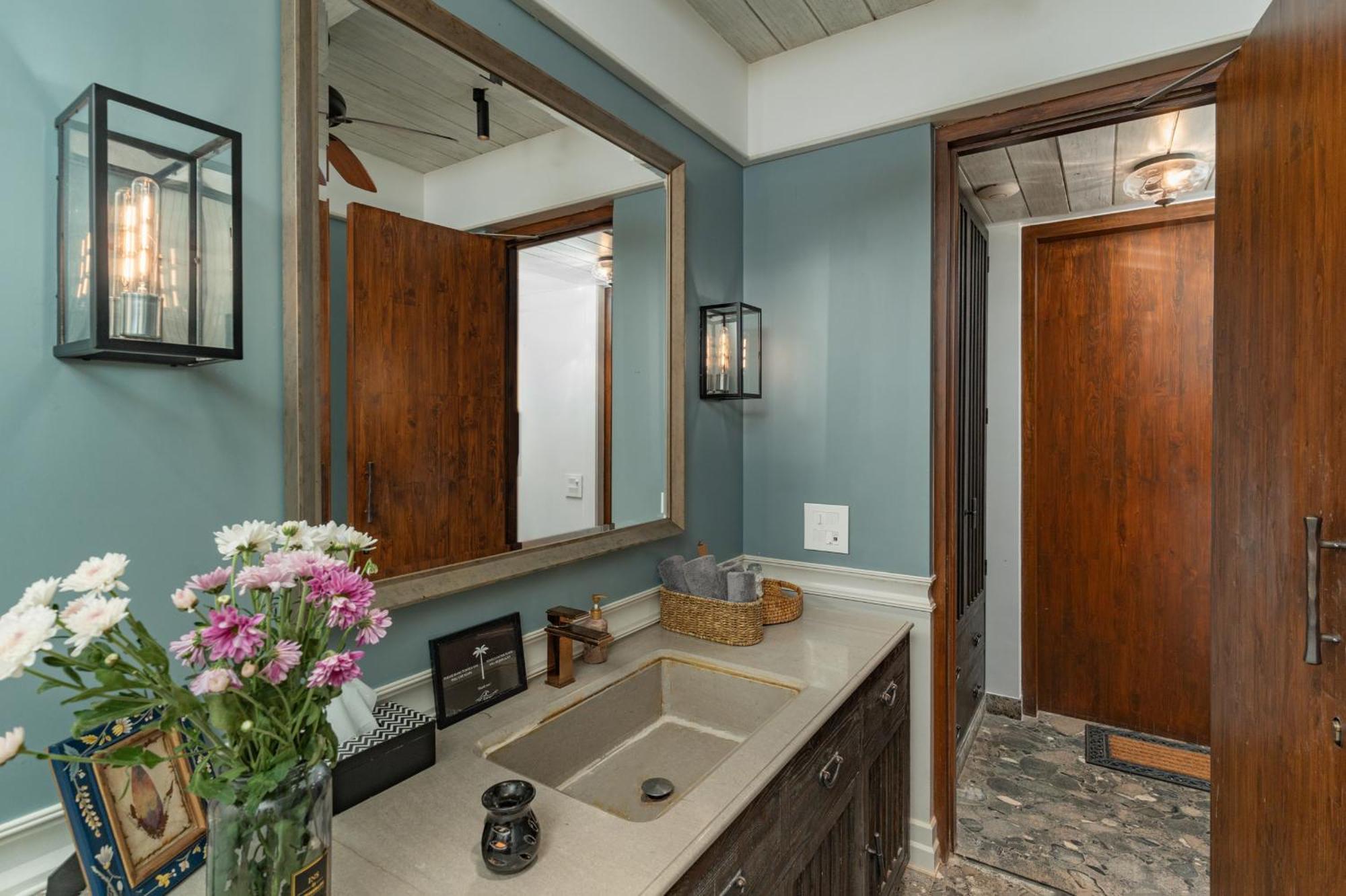 Villa Azara House - 5 Bhk Designer Villa, *