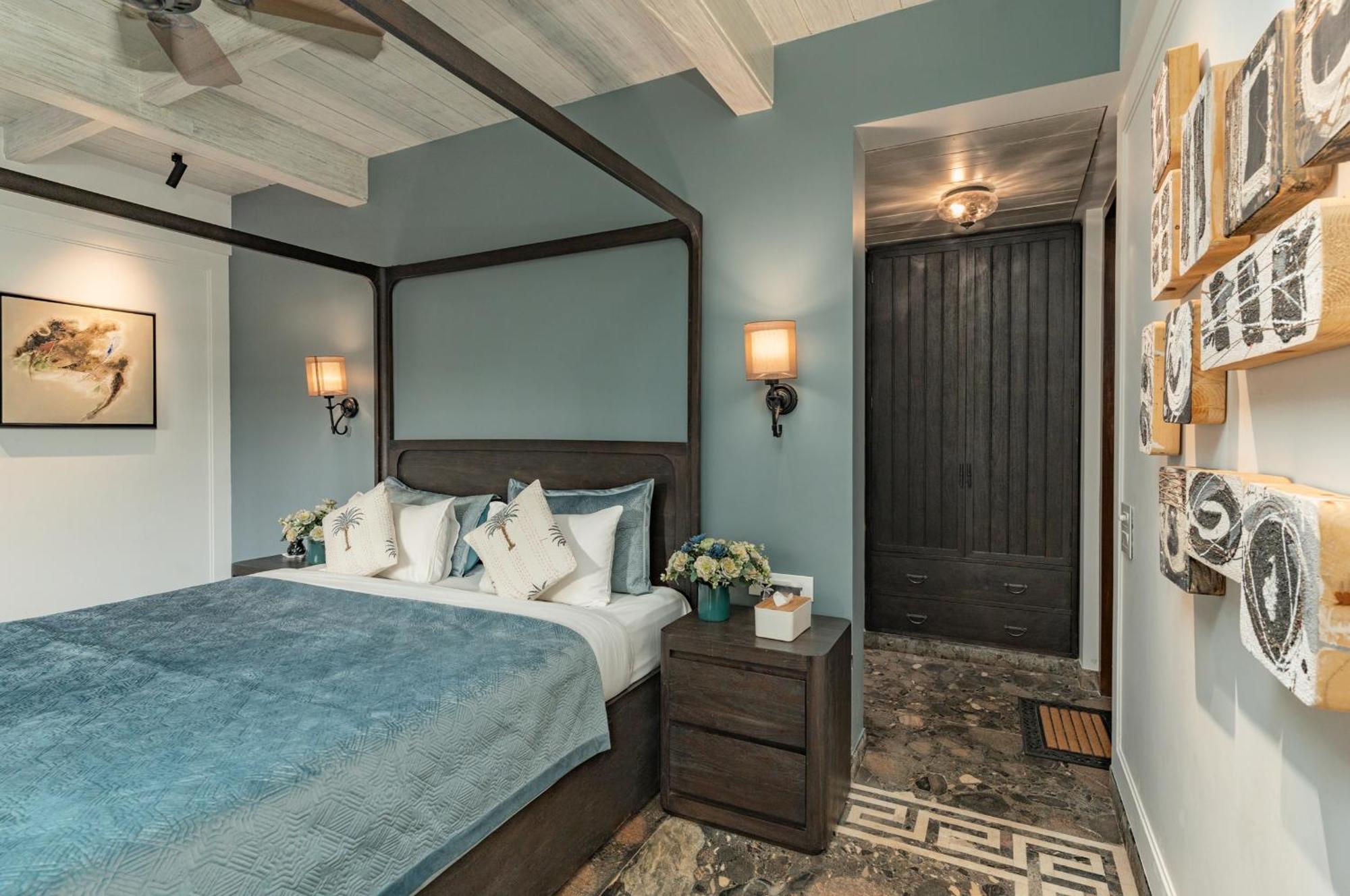 Villa Azara House - 5 Bhk Designer Villa,